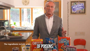 Robert F. Kennedy sobre la comida basura tóxica de la industria estadounidense - ¡MAHA! (EN)